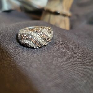 Elegant Sterling Silver and Brown Ring